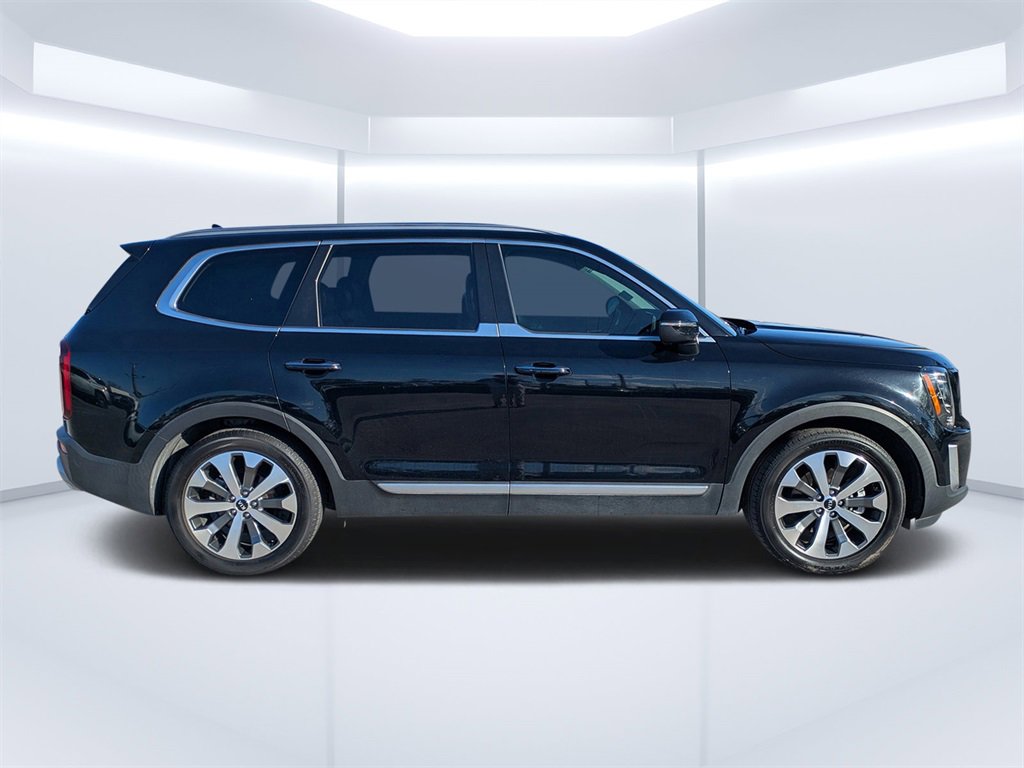 Used 2020 Kia Telluride S w/ S 8 Passenger Seating Package image 2