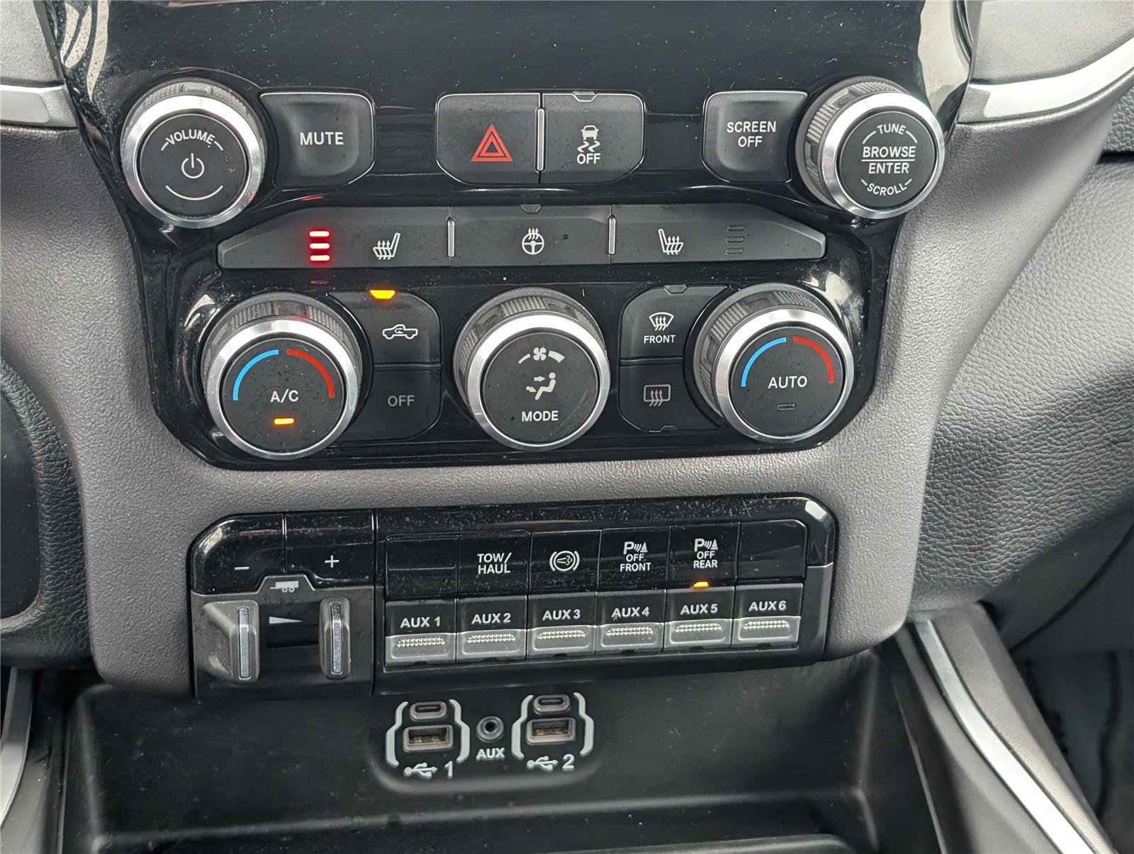 Used 2021 RAM 2500 Big Horn w/ Night Edition image 28