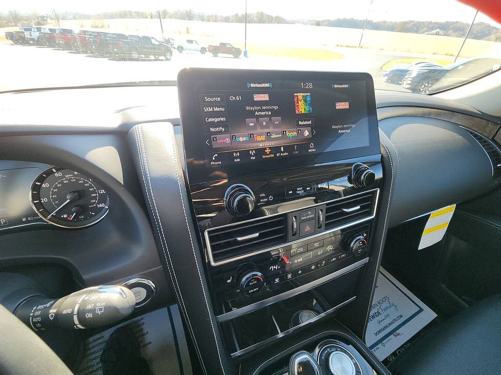 Used 2024 INFINITI QX80 Premium Select w/ Cargo Package image 16