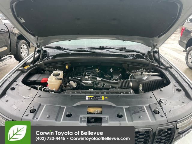 Used 2023 Jeep Grand Cherokee Altitude AWD/4WD image 26