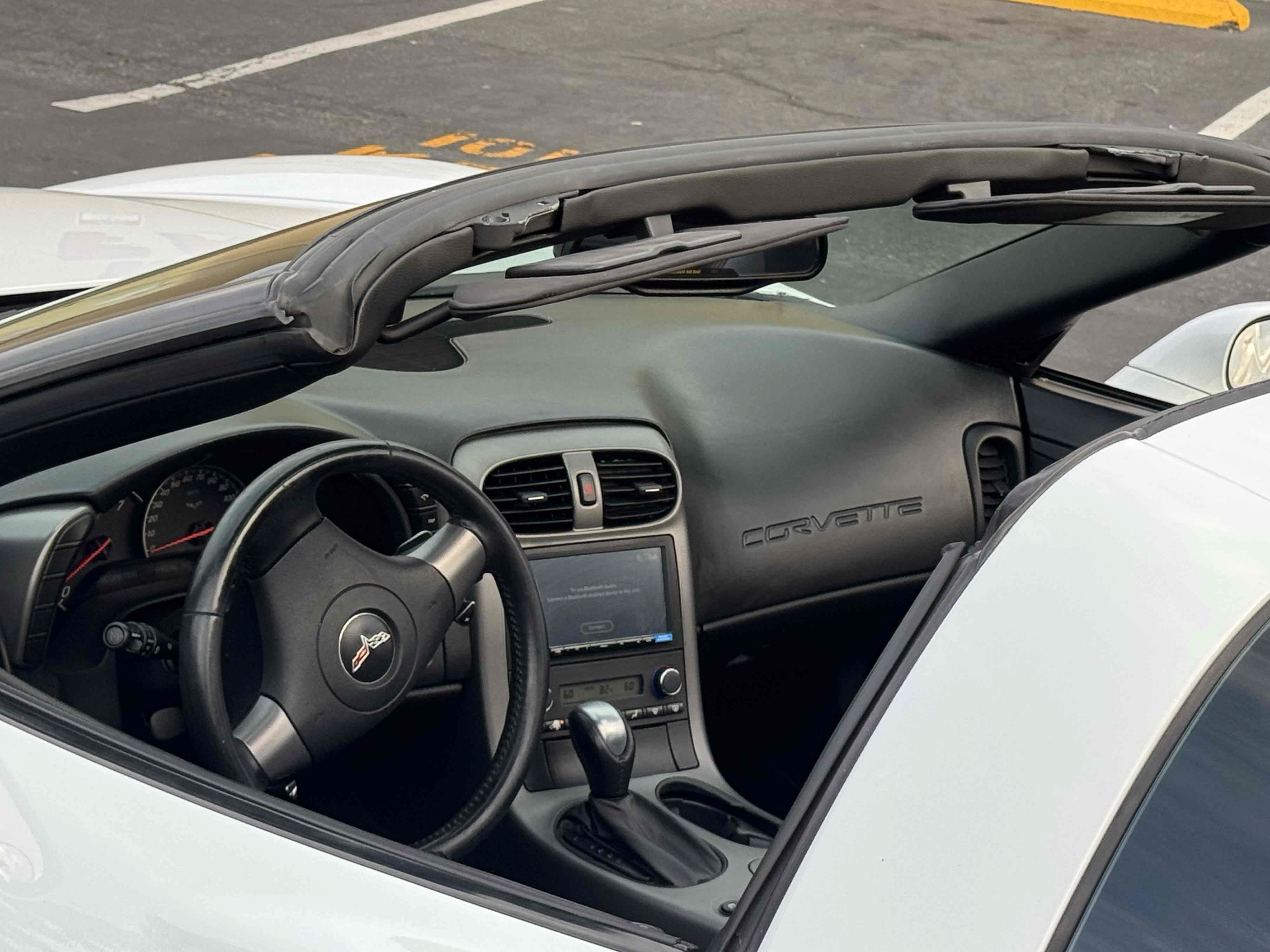 Used 2007 Chevrolet Corvette Coupe w/ Preferred Equipment Group RWD image 16