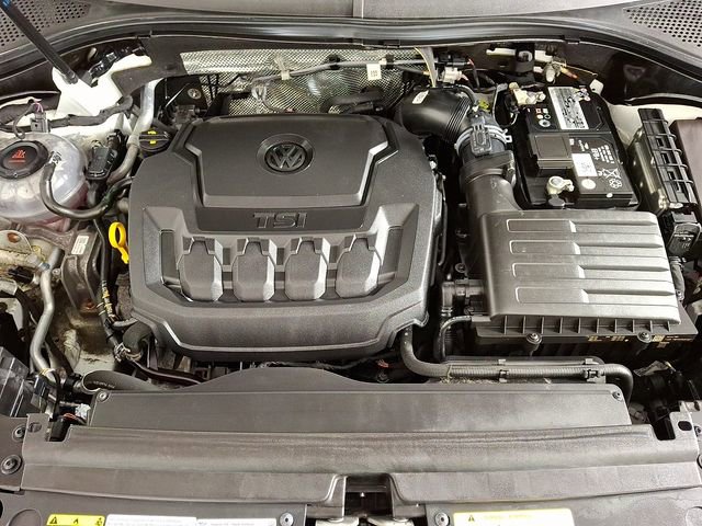 Used 2022 Volkswagen Tiguan SE image 28