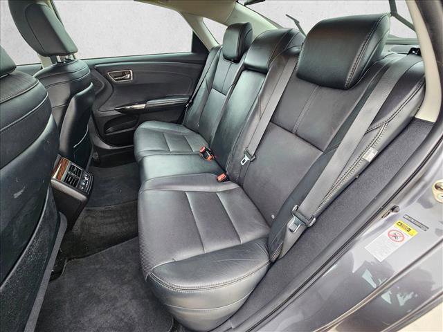 Used 2014 Toyota Avalon Limited w/ Technology Package image 16