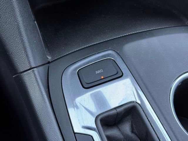 Used 2019 Chevrolet Equinox LT image 16