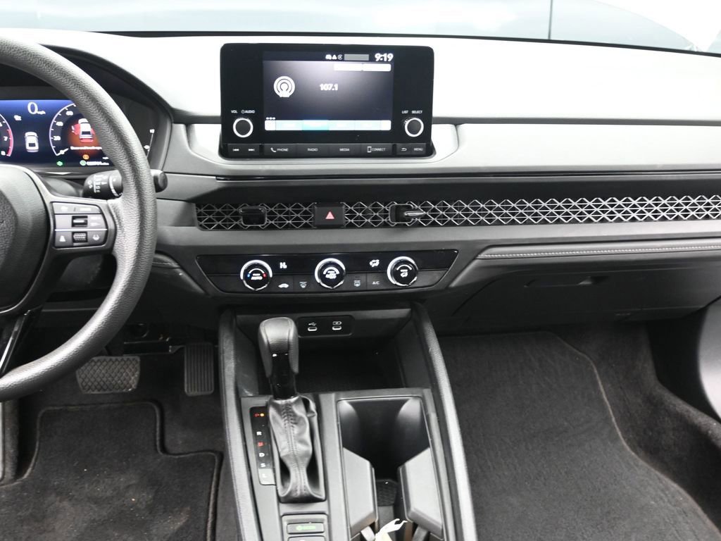 Certified 2023 Honda Accord LX image 24