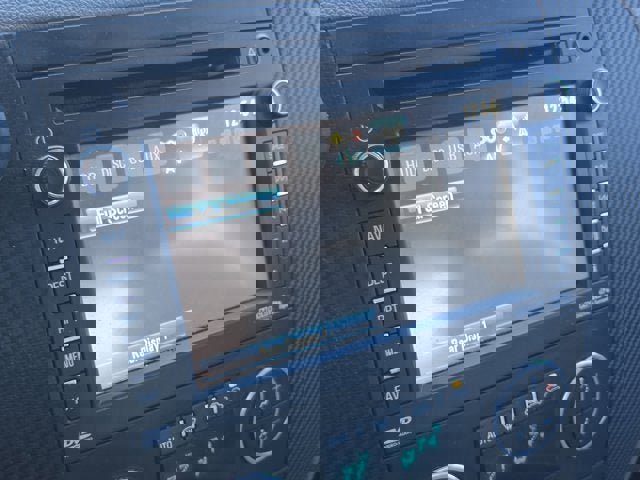 Used 2014 Chevrolet Silverado 2500 LTZ w/ LTZ Plus Package image 19