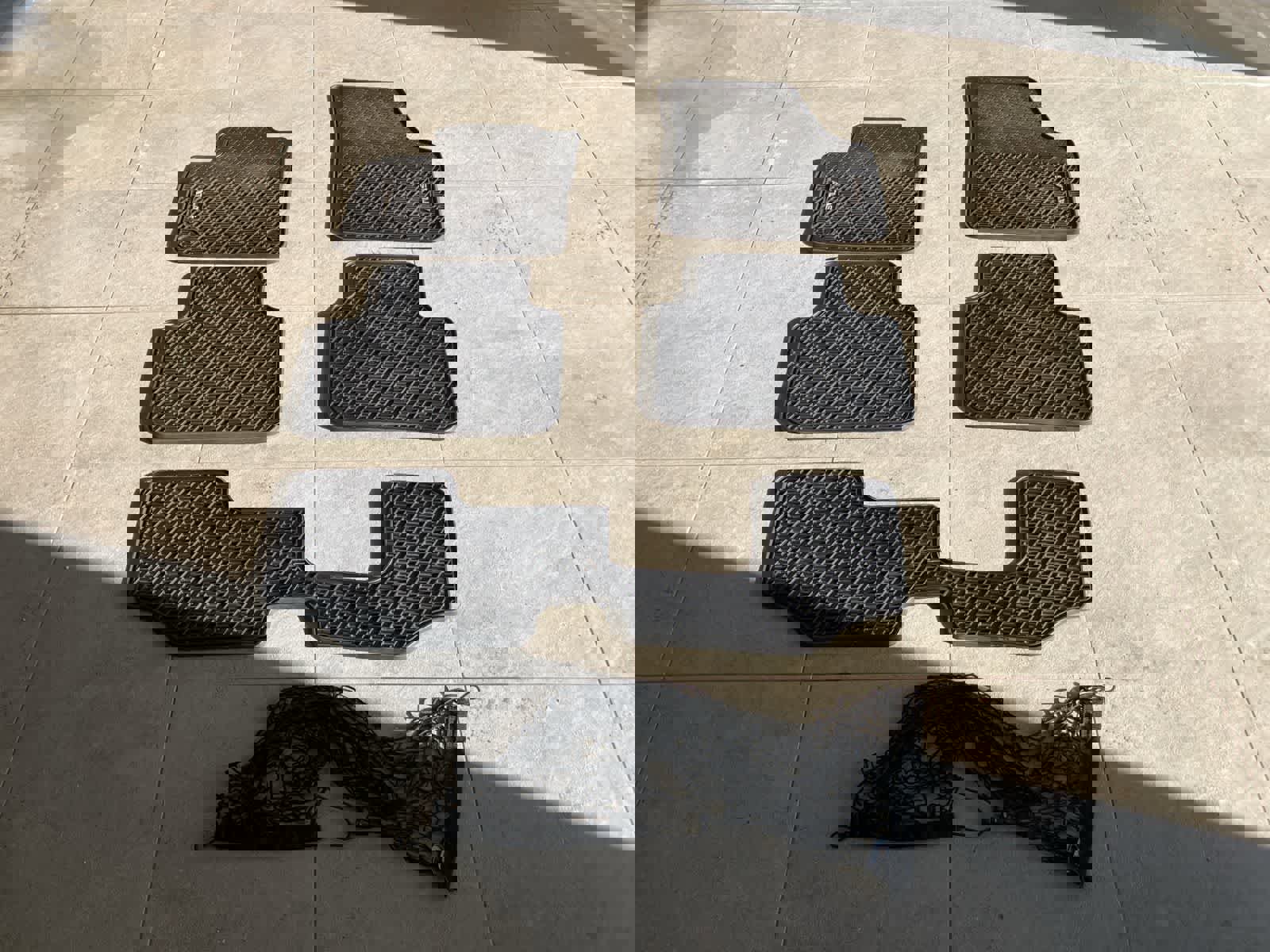 Used 2021 Volkswagen Atlas SE image 29