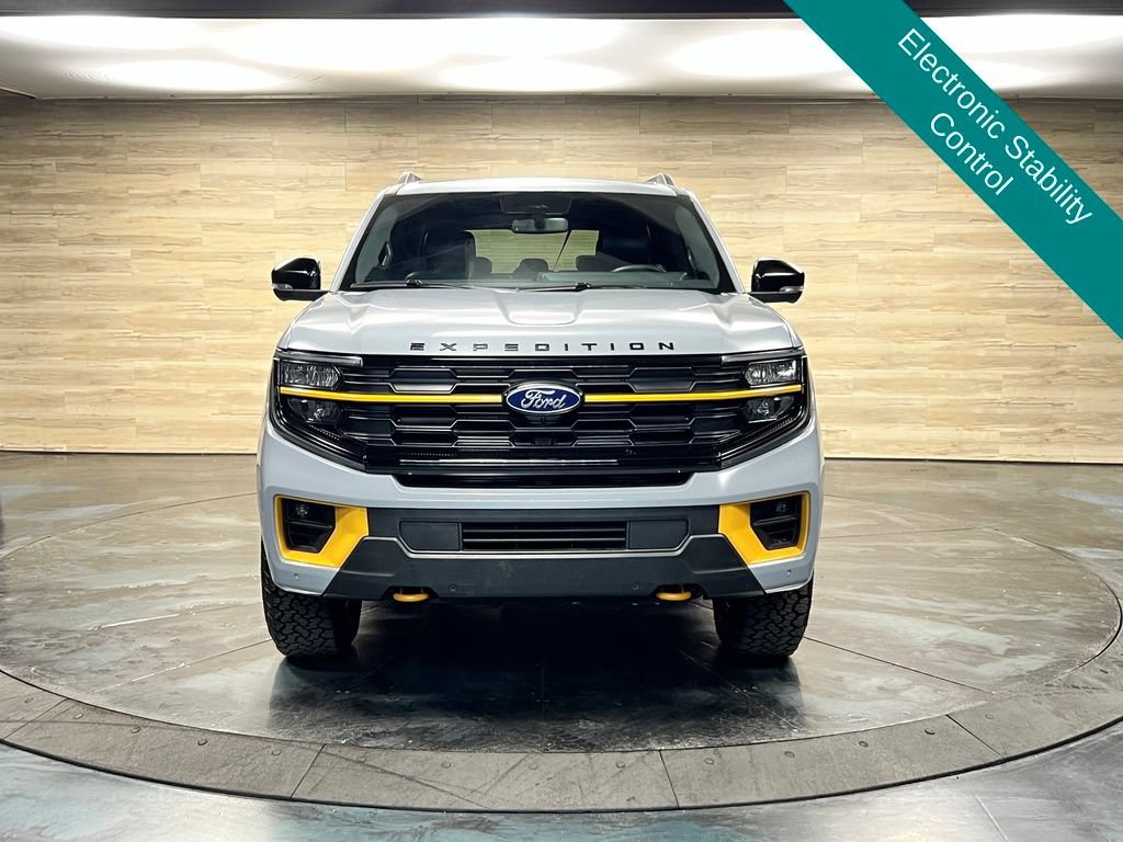 Used 2025 Ford Expedition Tremor AWD/4WD image 9