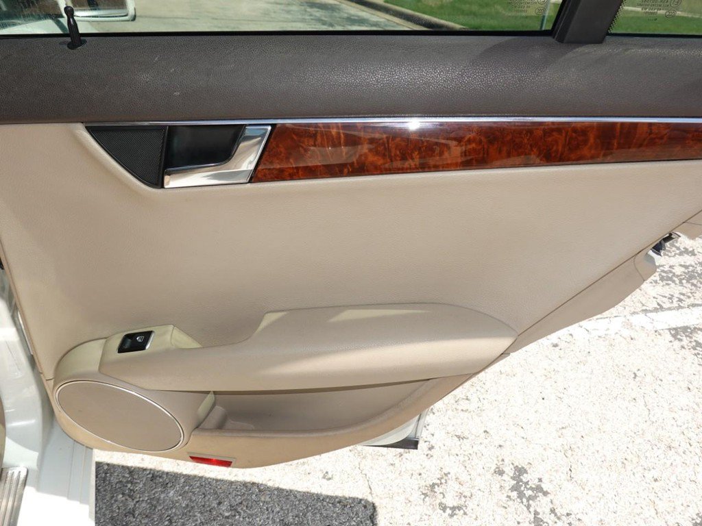 Used 2011 Mercedes-Benz C 300 Sedan image 25