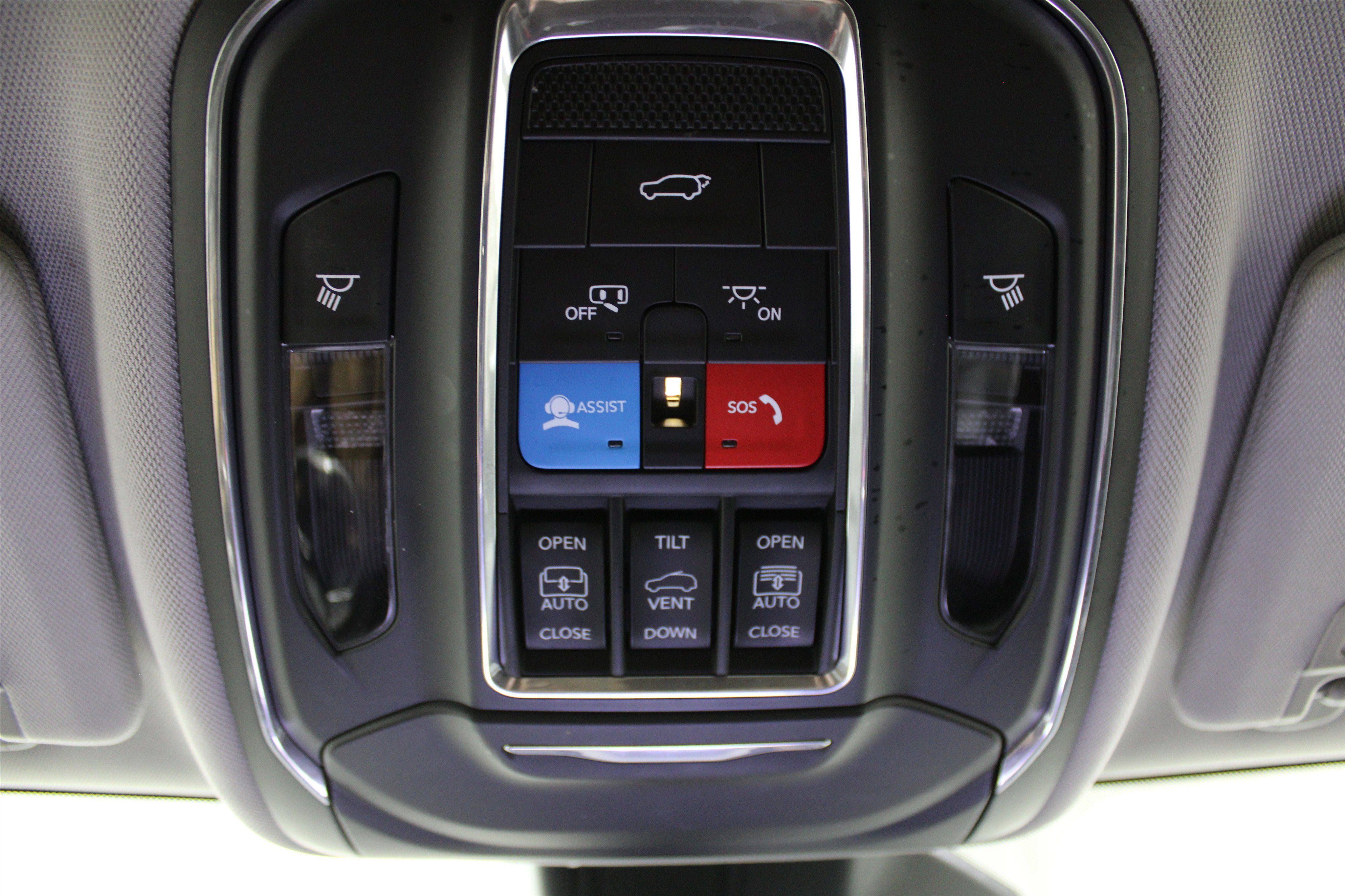 Used 2022 Jeep Grand Cherokee Limited 4xe image 26