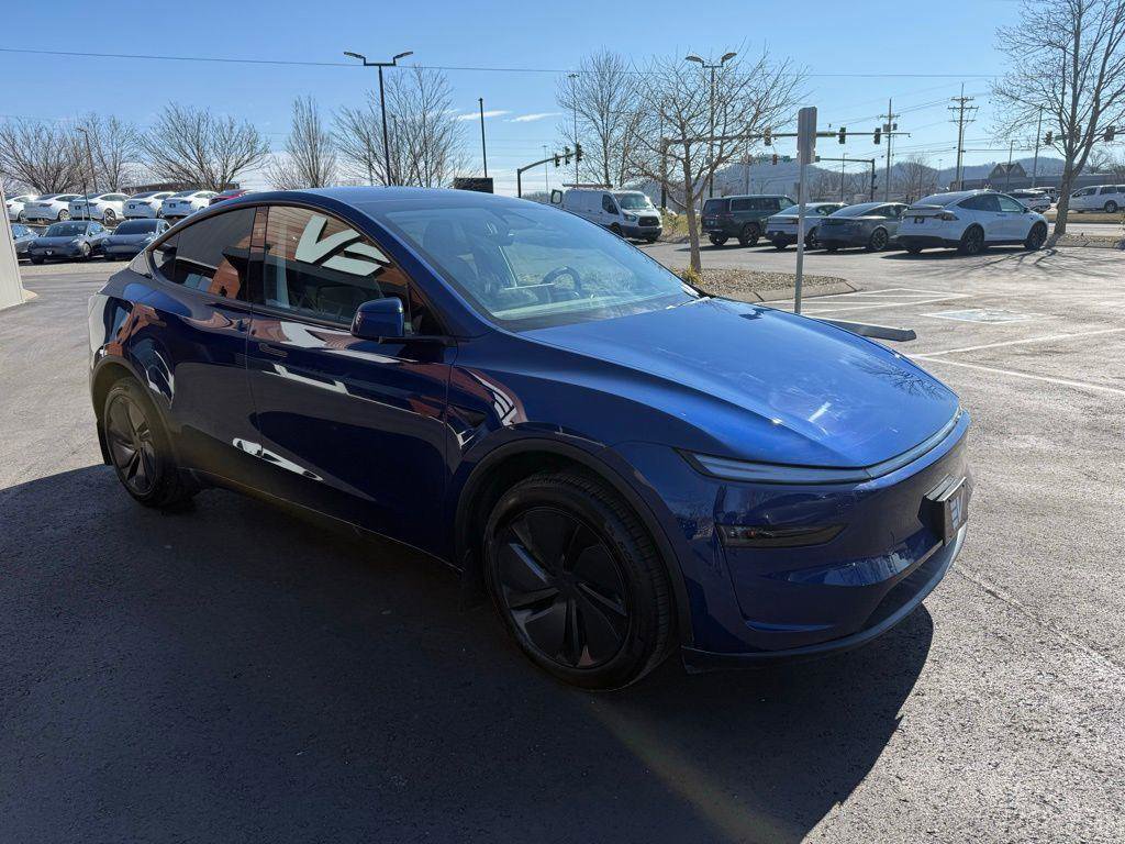 Used 2026 Tesla Model Y Long Range AWD/4WD image 3