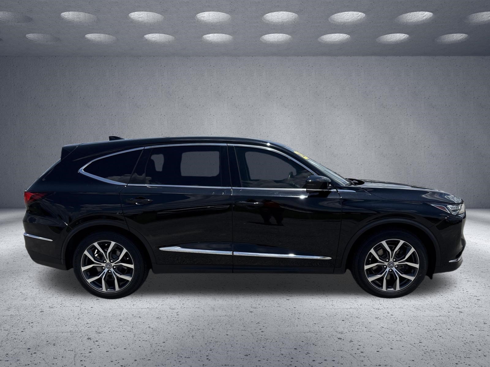 Used 2023 Acura MDX FWD w/ Technology Package image 5