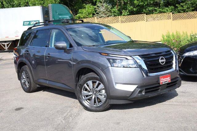 Certified 2025 Nissan Pathfinder SV w/ SV Premium Package FWD image 2