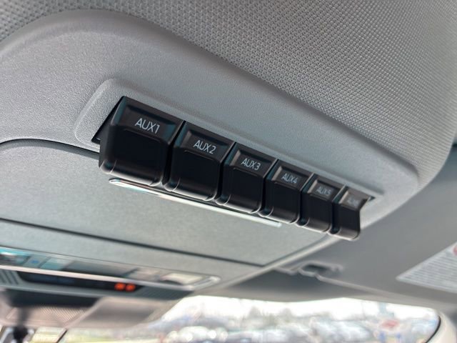 New 2026 Ford F250 Lariat w/ FX4 Off-Road Package image 48