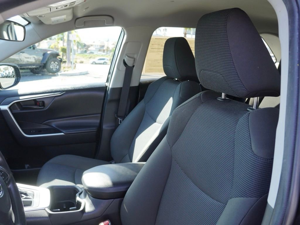 Used 2024 Toyota RAV4 LE image 18