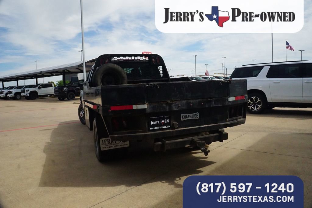 Used 2023 GMC Sierra 3500 Pro w/ Convenience Package AWD/4WD image 4
