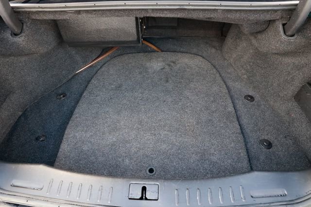 Used 2006 Cadillac DTS Limousine image 29