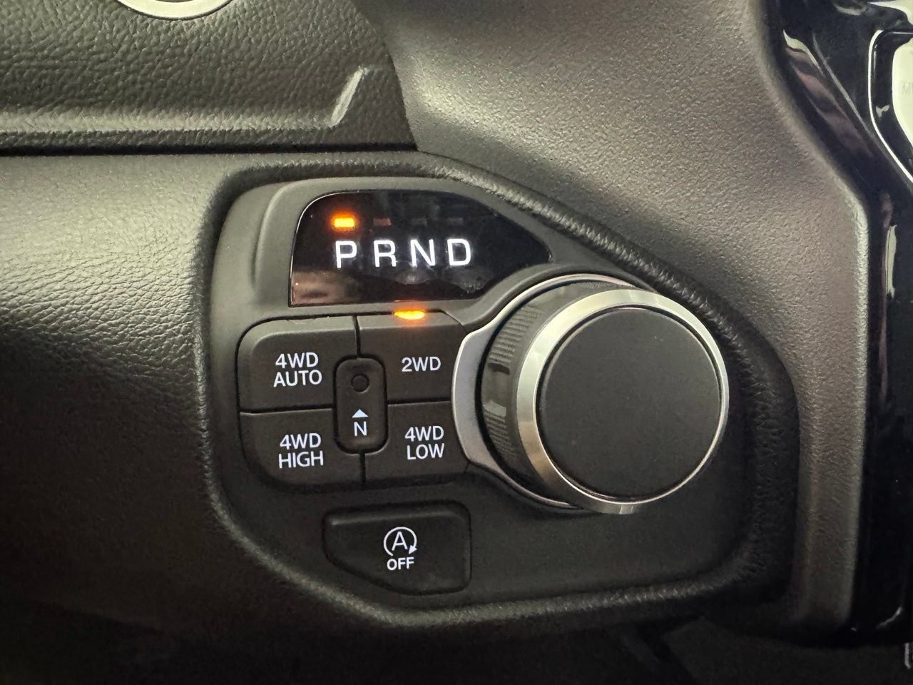 Used 2025 RAM 1500 Big Horn AWD/4WD image 30