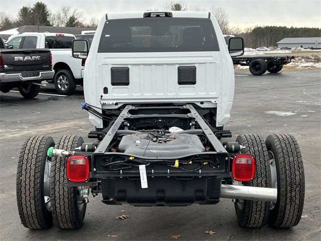 New 2026 RAM 5500 Tradesman image 34