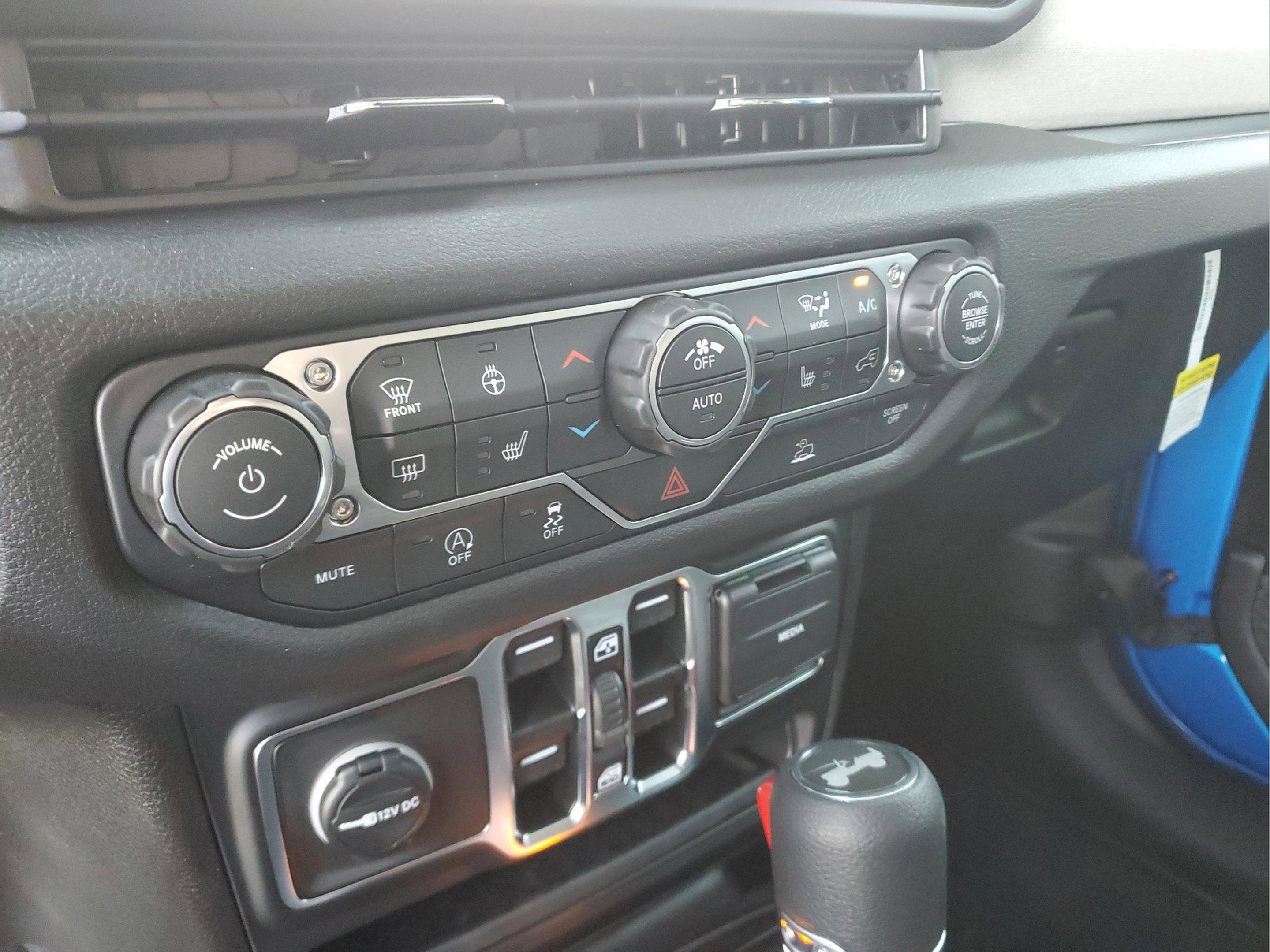 New 2026 Jeep Wrangler Sport S image 15