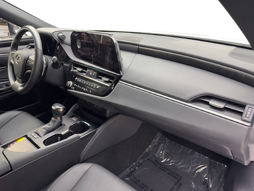 Used 2025 Lexus ES 300h w/ Premium Package FWD image 54