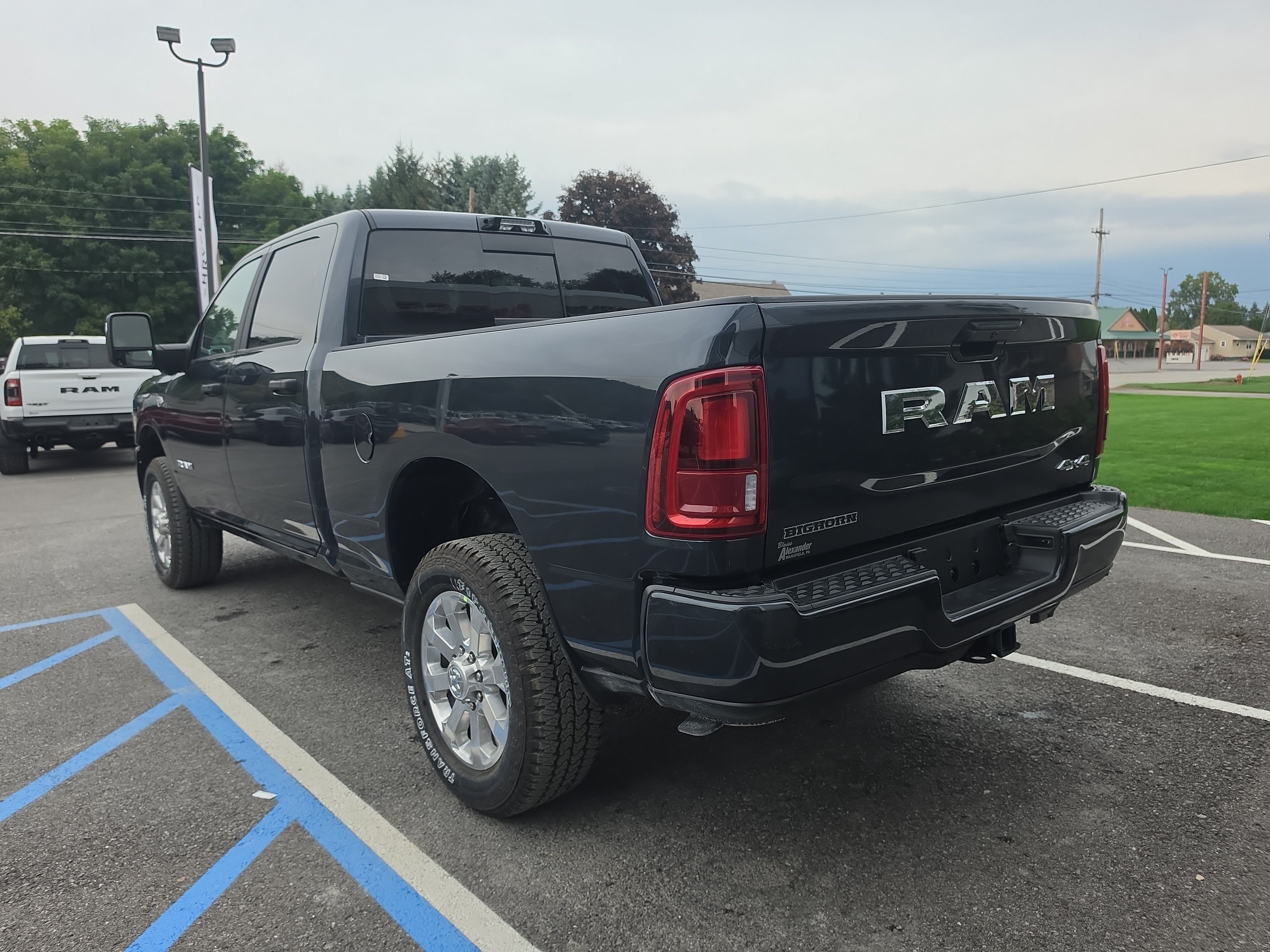 New 2027 RAM 2500 Big Horn AWD/4WD image 6