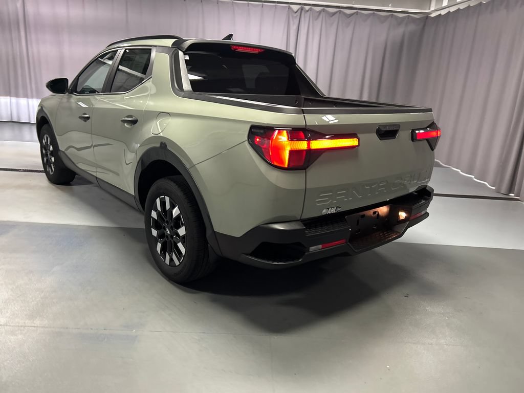 Used 2025 Hyundai Santa Cruz SEL FWD image 5