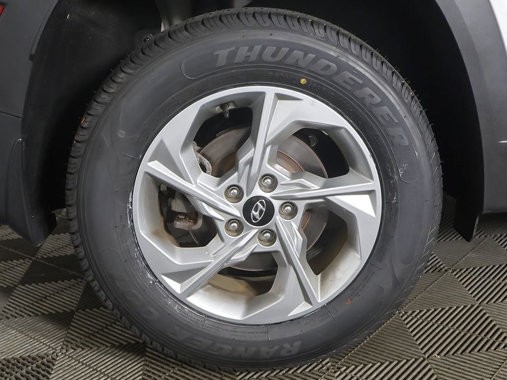 Used 2023 Hyundai Tucson SE AWD/4WD image 19