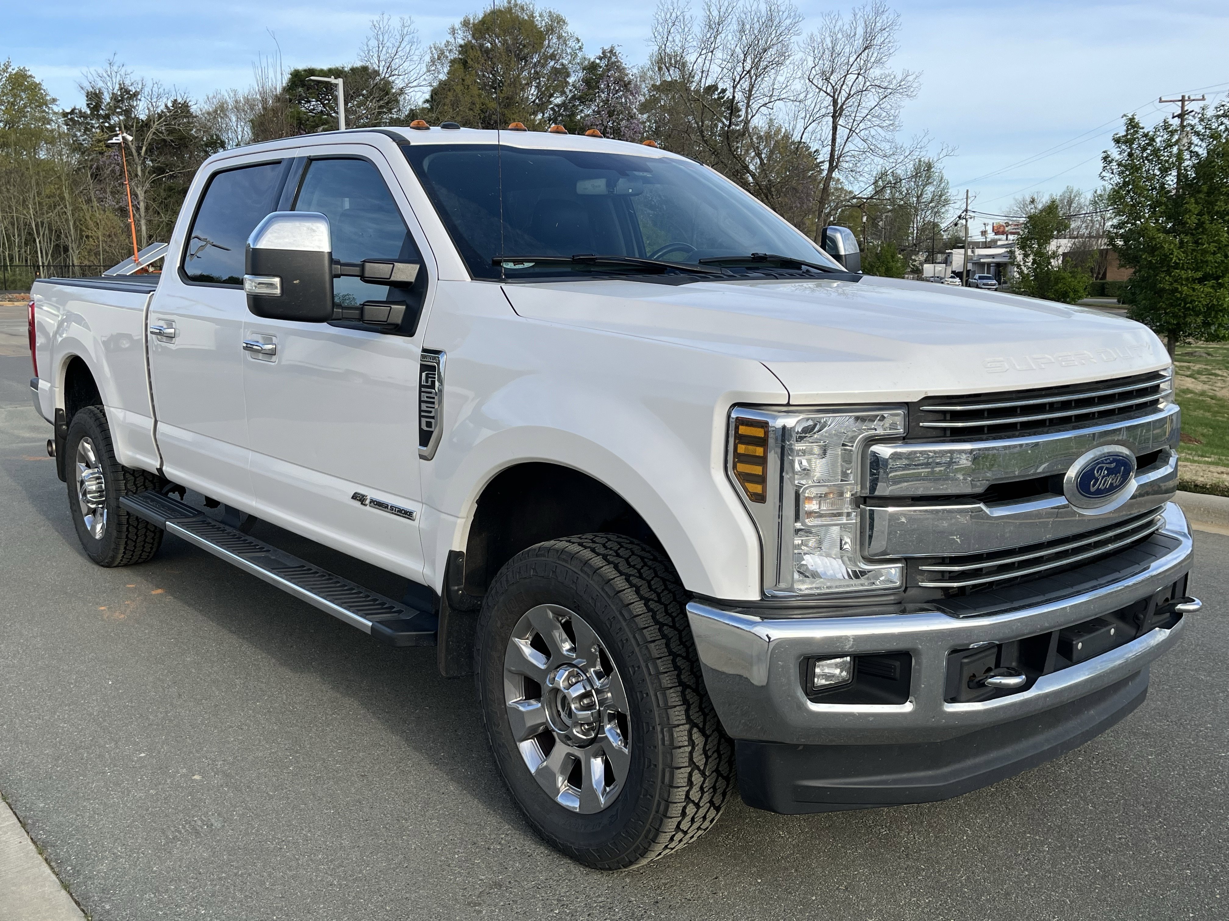 Used 2018 Ford F250 Lariat image 1