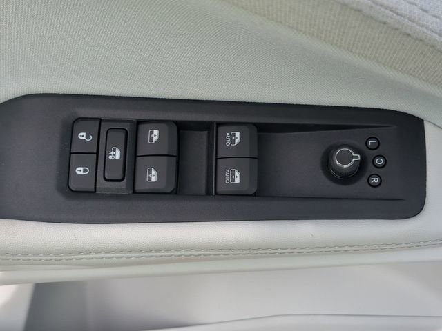 New 2026 Jeep Cherokee Laredo AWD/4WD image 24