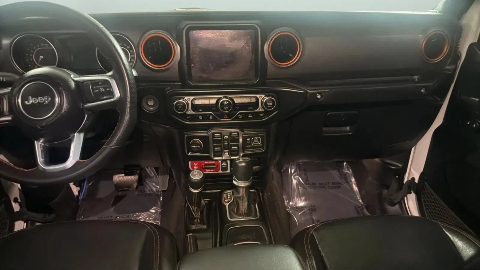 Used 2022 Jeep Gladiator Mojave w/ Safety Group AWD/4WD image 16
