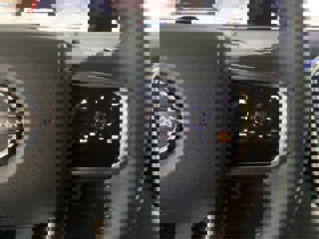 New 2025 Nissan Armada SL w/ Captain's Chari Seat Package image 16