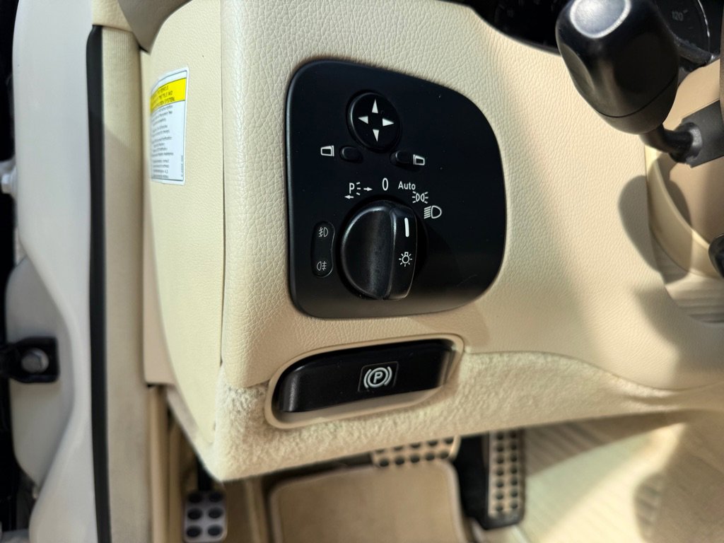 Used 2007 Mercedes-Benz CLK 350 Cabriolet image 20