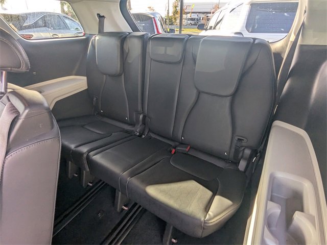 Used 2022 Kia Carnival LX image 14