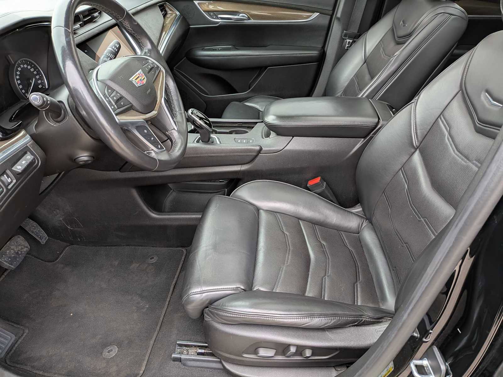 Used 2017 Cadillac XT5 Platinum image 15