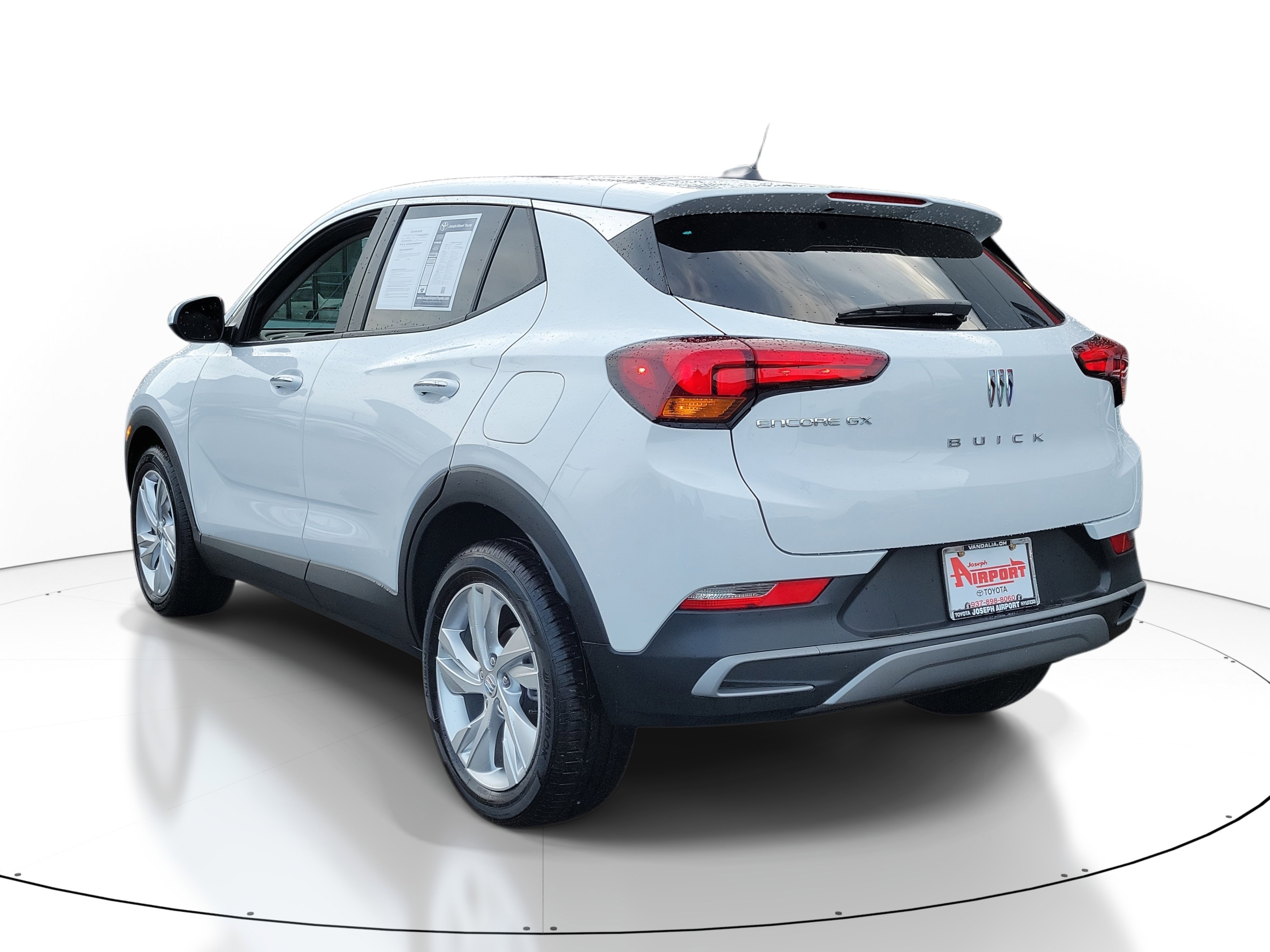 Used 2025 Buick Encore GX Preferred w/ Comfort Package image 3