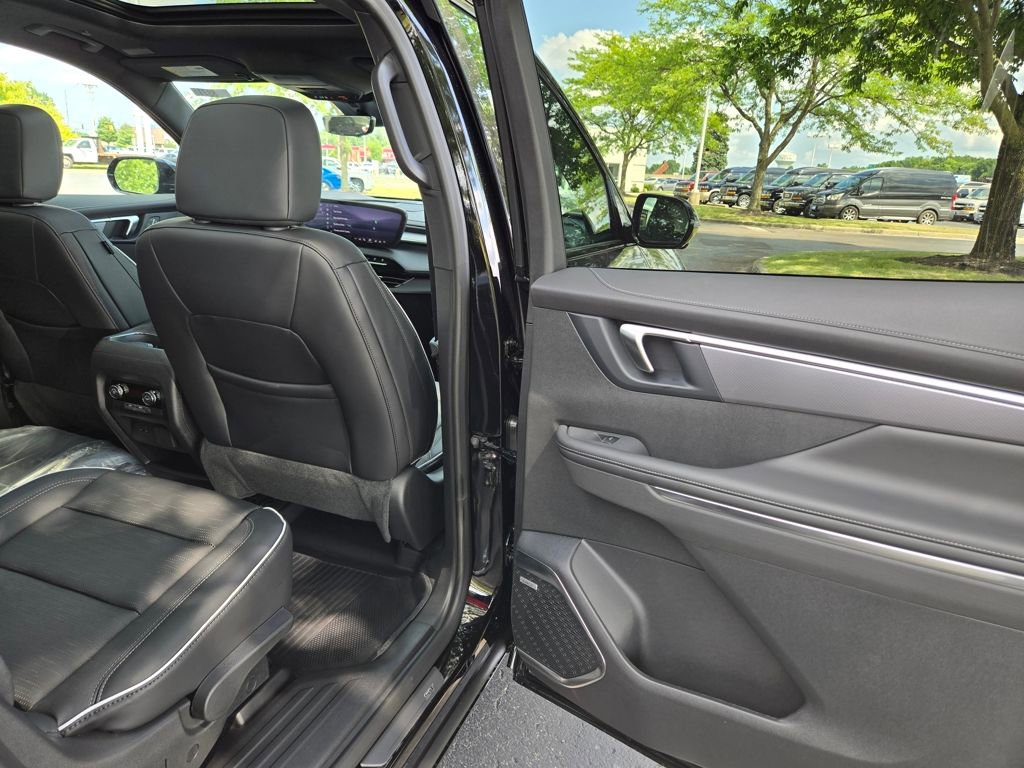 New 2026 Buick Enclave Sport Touring w/ Power Package image 33