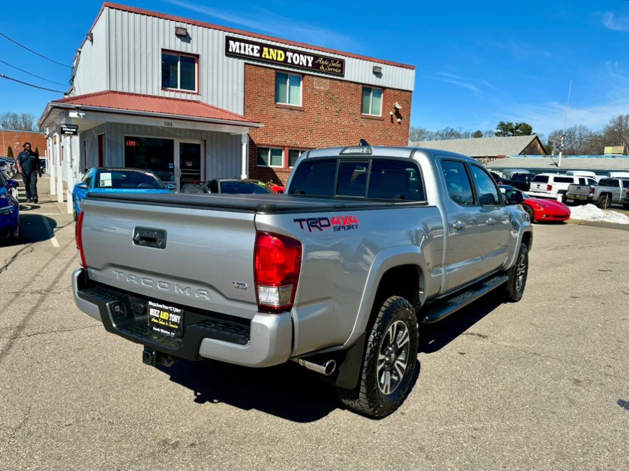 Used 2016 Toyota Tacoma TRD Sport w/ Exterior Package AWD/4WD image 6