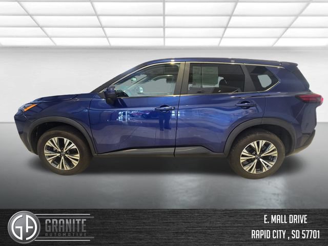 Used 2023 Nissan Rogue SV AWD/4WD image 2