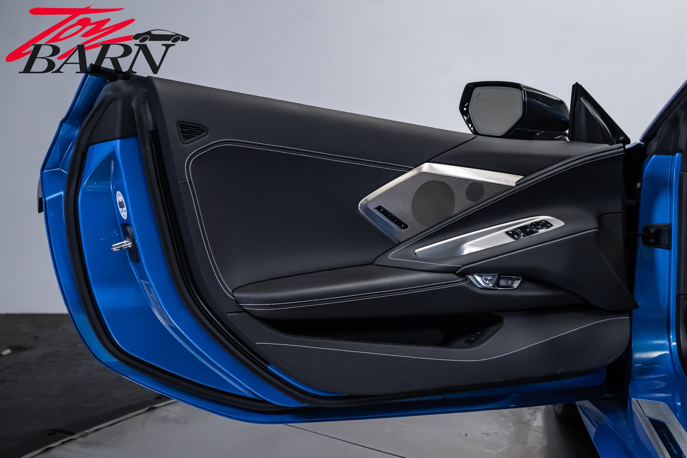 Used 2024 Chevrolet Corvette Stingray Preferred Cpe w/ Battery Protection Package RWD image 26