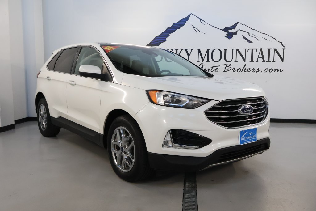 Used 2021 Ford Edge SEL w/ Convenience Package