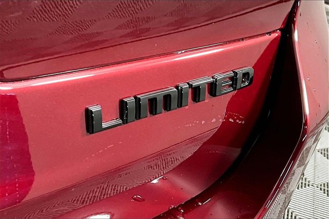 New 2025 Jeep Grand Cherokee L Limited image 10