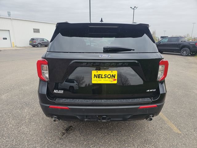 Used 2023 Ford Explorer ST-Line w/ Class IV Trailer Tow Package AWD/4WD image 4