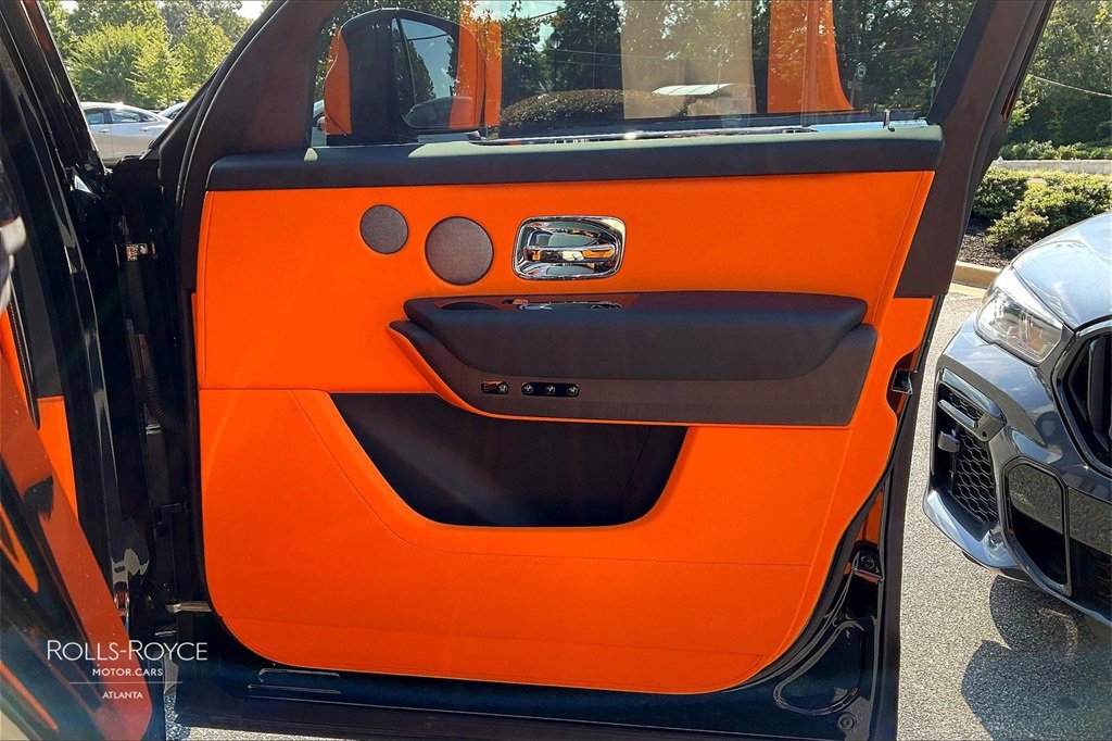 Certified 2025 Rolls-Royce Cullinan image 23