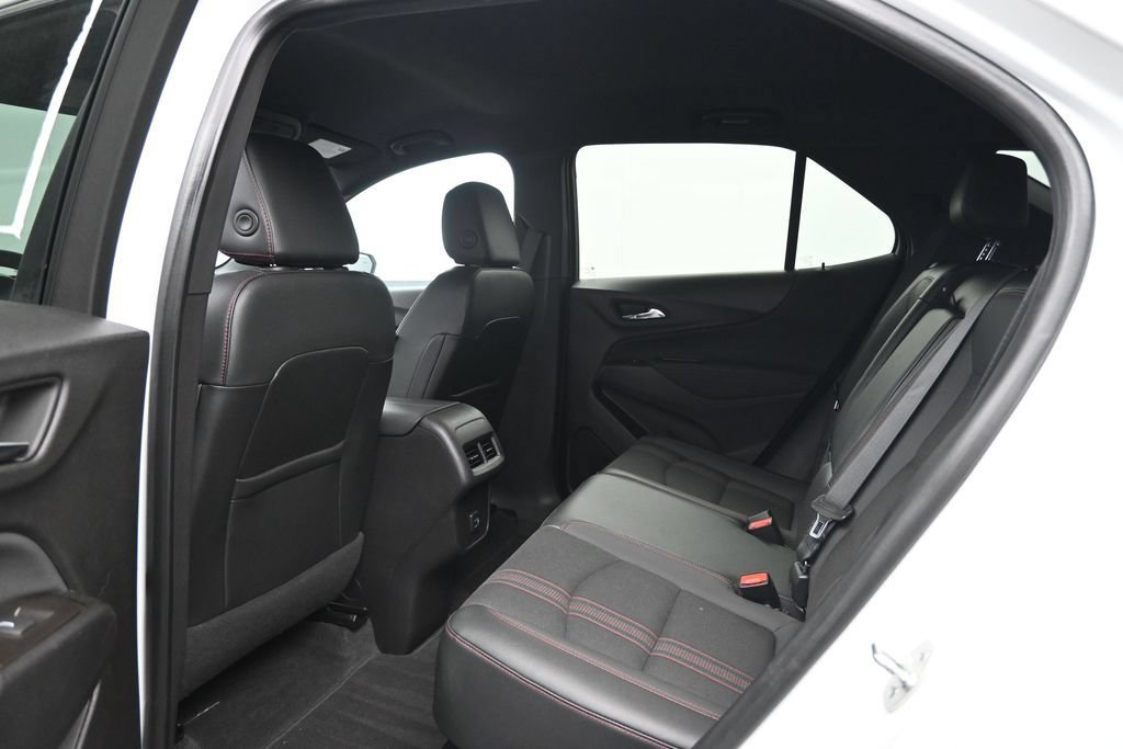 Used 2024 Chevrolet Equinox RS FWD image 25