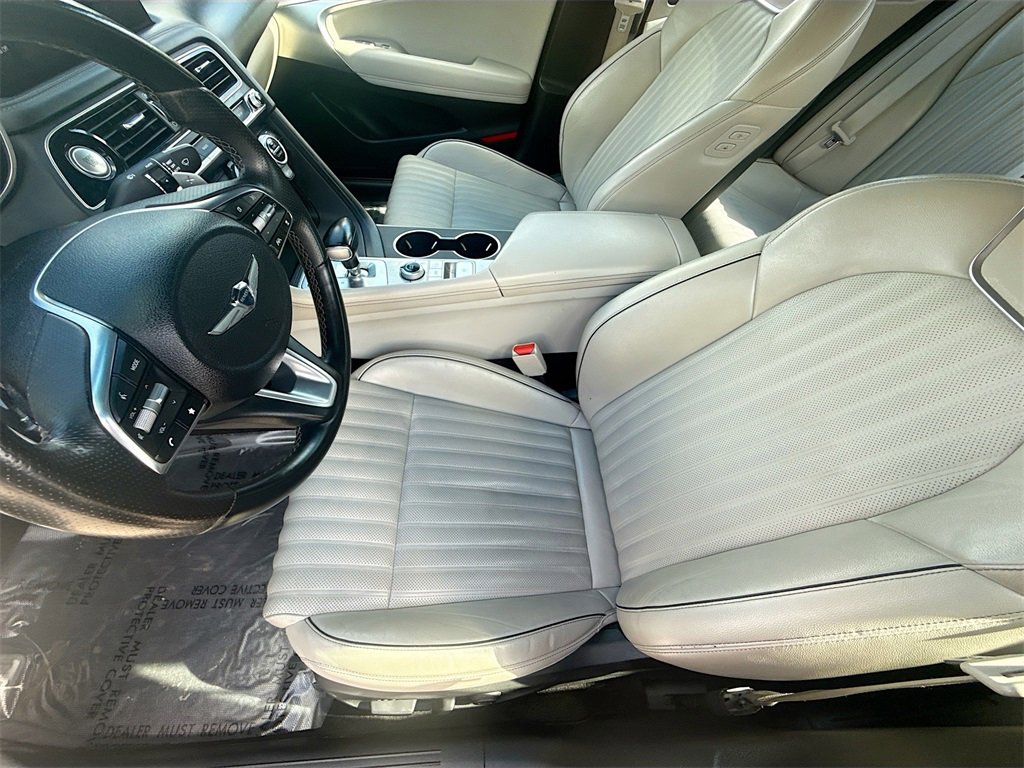 Used 2022 Genesis G70 3.3T image 19