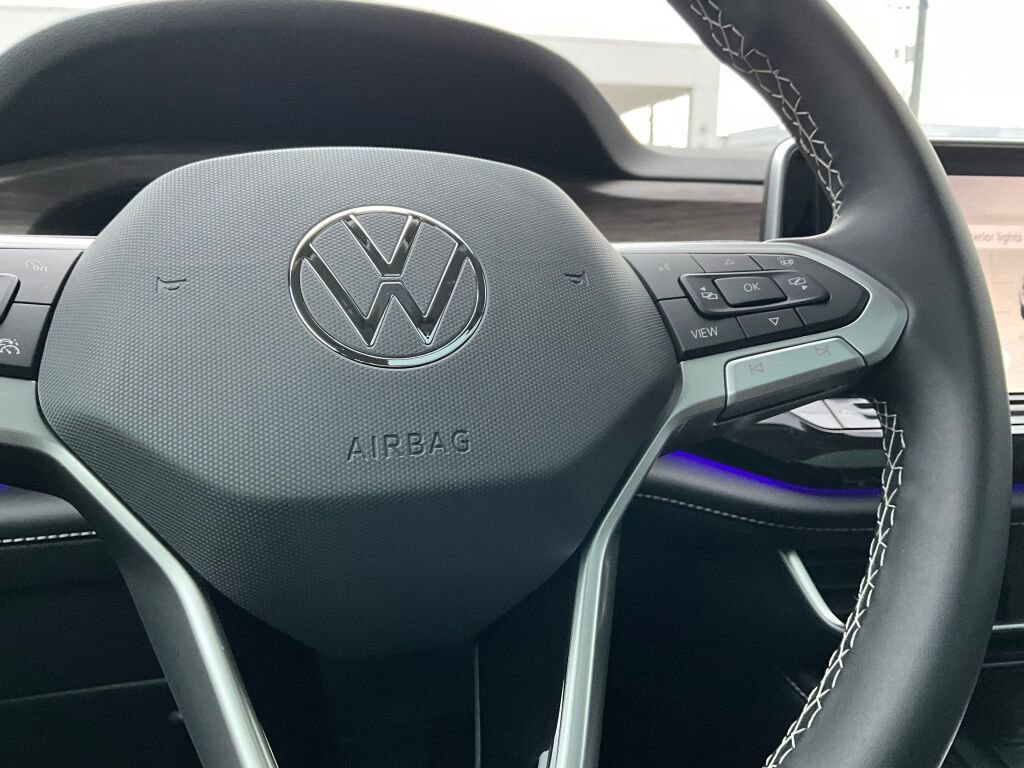 New 2025 Volkswagen Atlas SEL image 25