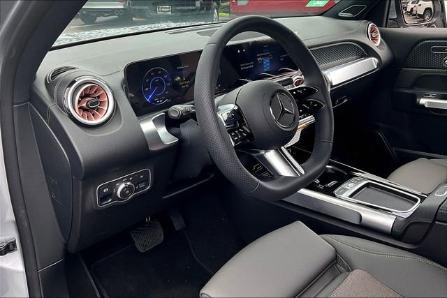 New 2025 Mercedes-Benz EQB 250+ image 5