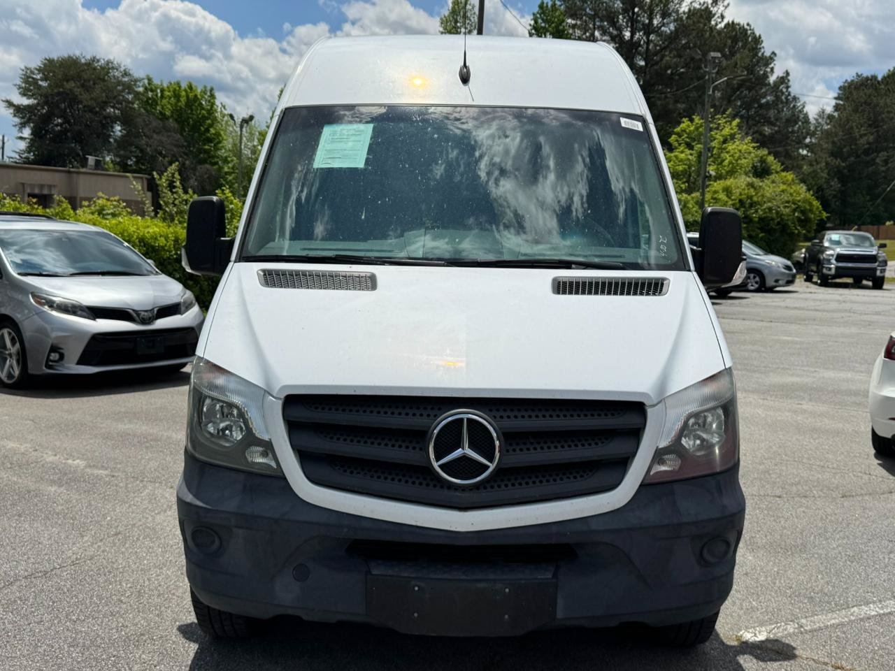 Used 2016 Mercedes-Benz Sprinter 2500 image 2