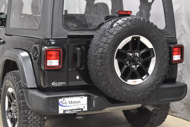 Used 2023 Jeep Wrangler Sport image 9